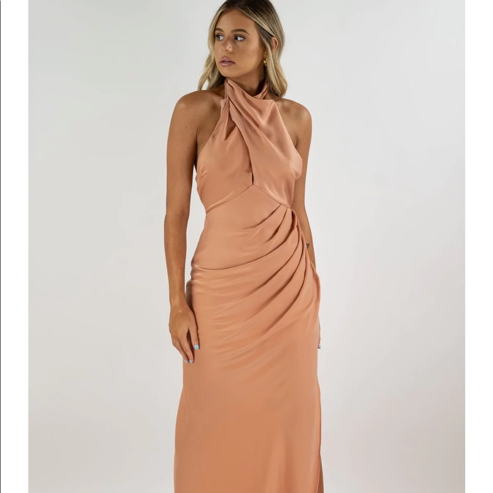 Only wore once! Beautiful dress for any event!